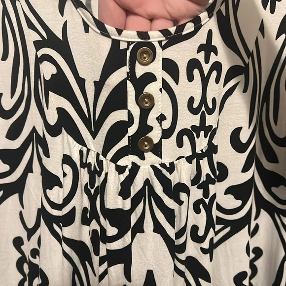 Popyoung NWT plus 3X Black & White Soft tunic top - Picture 4 of 7